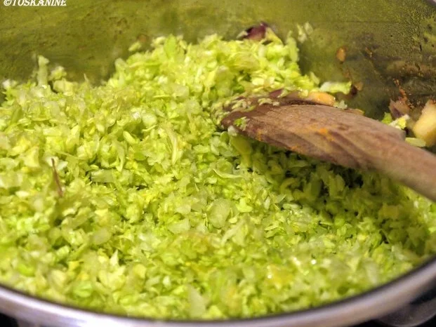 Rezept: Kabeljau-Filet auf Curry-Spitzkohl Bild Nr. 8 Kabeljau-Filet auf Curry-Spitzkohl - Rezept - Bild Nr. 8