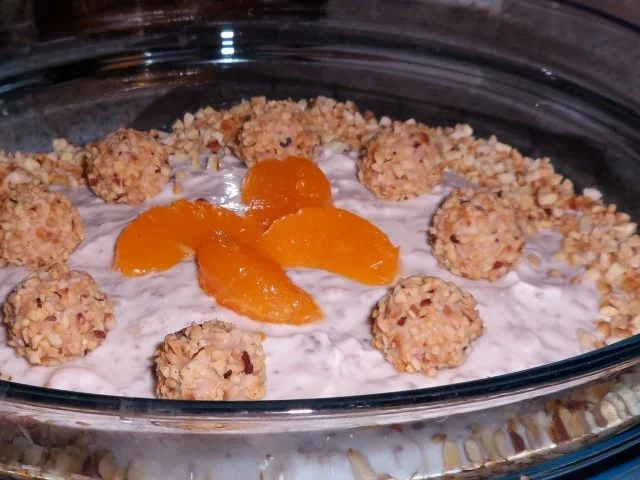 Rezept: Dessert: Amarettini-Haselnuss-Schichtcreme mit Mandarinen Bild Nr. 14 Dessert: Amarettini-Haselnuss-Schichtcreme mit Mandarinen - Rezept - Bild Nr. 14