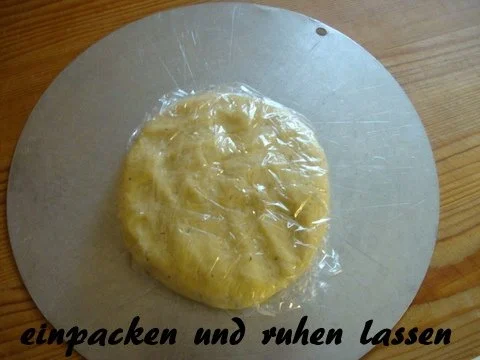 Basis Teig für Quiche Lorraine, Zwiebelkuchen oder andere Gemüsekuchen - Rezept - Bild Nr. 4