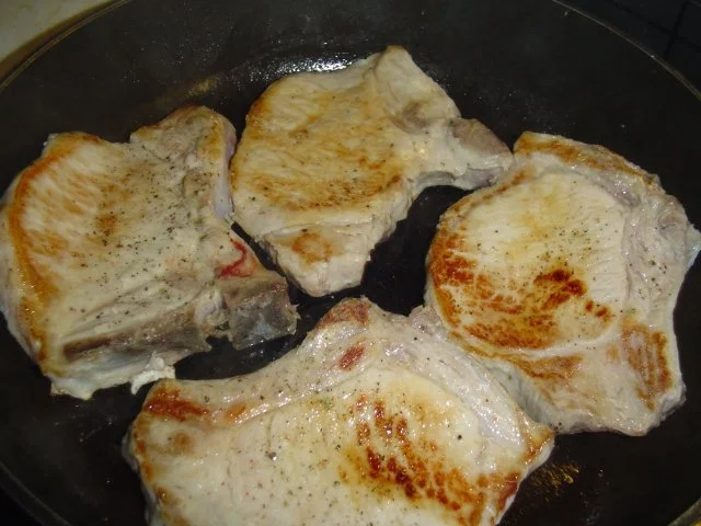 Kotelett in scharfer Tomaten Pfeffersauce - Rezept - Bild Nr. 3