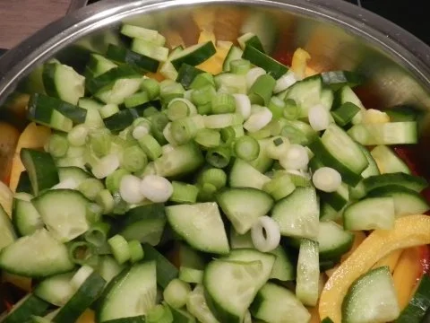 Gemüse-Lachs-Pfanne mit Meerrettich-Soße - Rezept - Bild Nr. 5