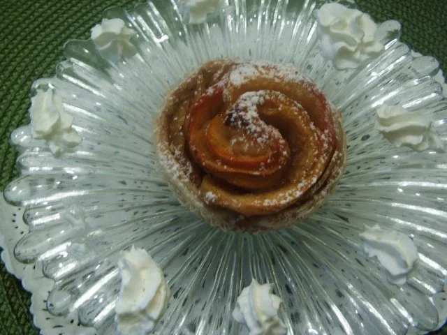 Blätterteig-Apfel-Rosen - Rezept - Bild Nr. 2