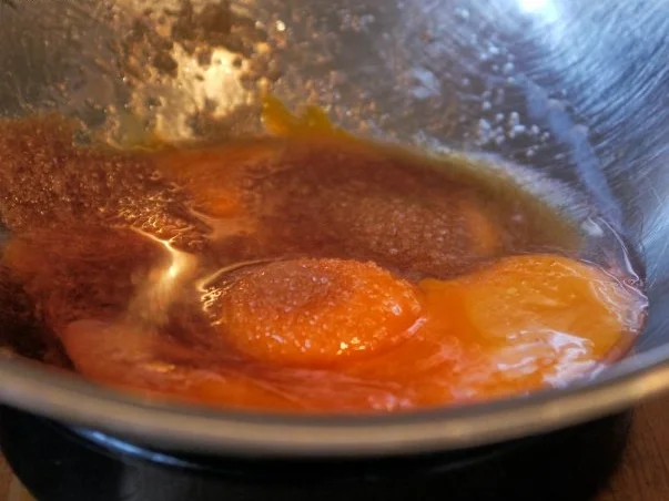 Rezept: Mousse au Chocolat "Oriental" mit Mohnsauce Bild Nr. 2 Mousse au Chocolat "Oriental" mit Mohnsauce - Rezept - Bild Nr. 2