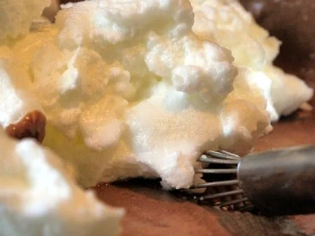 Rezept: Mousse au Chocolat "Oriental" mit Mohnsauce Bild Nr. 8 Mousse au Chocolat "Oriental" mit Mohnsauce - Rezept - Bild Nr. 8