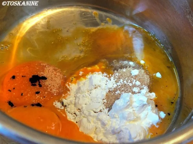 Rezept: Mousse au Chocolat "Oriental" mit Mohnsauce Bild Nr. 14 Mousse au Chocolat "Oriental" mit Mohnsauce - Rezept - Bild Nr. 14