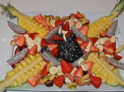 Ananas schön aufgeschnitten - Rezept