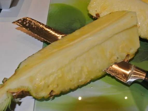 Rezept: Ananas schön aufgeschnitten Bild Nr. 8 Ananas schön aufgeschnitten - Rezept - Bild Nr. 8