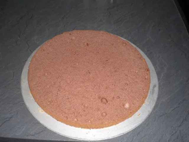 Rezept: Schwarzwälder Sahnetorte Bild Nr. 4 Schwarzwälder Sahnetorte - Rezept - Bild Nr. 4