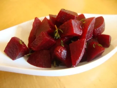 Rezept: Weiße Rübencremesüppchen, fein abgestimmt mit Vanille Bild Nr. 8 Weiße Rübencremesüppchen, fein abgestimmt mit Vanille - Rezept - Bild Nr. 8