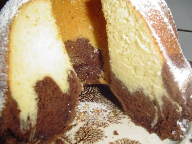 Rezept: Eierlikör Nr,3 einfach aber sehr saftig Bild Nr. 2 Eierlikör Nr,3 einfach aber sehr saftig - Rezept - Bild Nr. 2