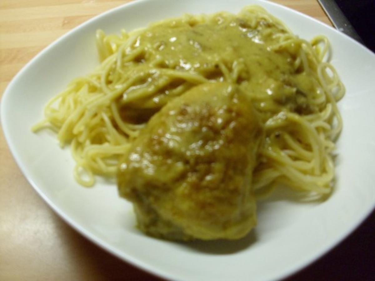 Hähnchen in fruchtiger Currysoße auf Spaghetti - Rezept - Bild Nr. 7