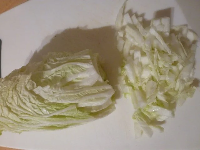 Chinakohl mit Kräuter-Frischkäse-Dressing - Rezept - Bild Nr. 4