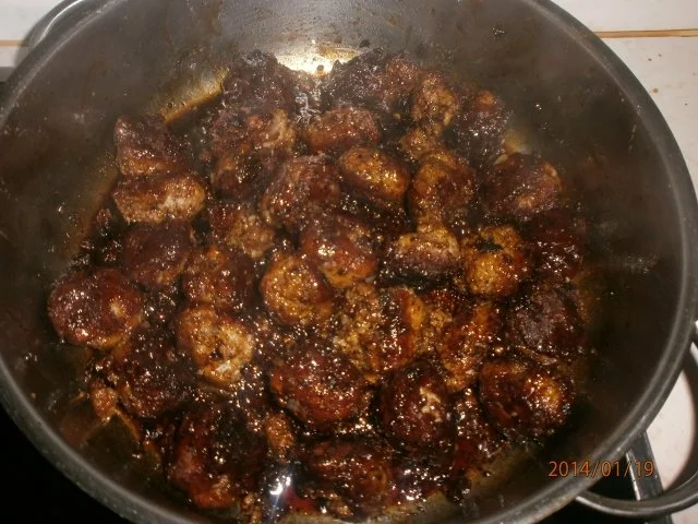 Rezept: Glasierte Hackbällchen mit Chilikartoffeln und Tomatensalsa Bild Nr. 14 Glasierte Hackbällchen mit Chilikartoffeln und Tomatensalsa - Rezept - Bild Nr. 14