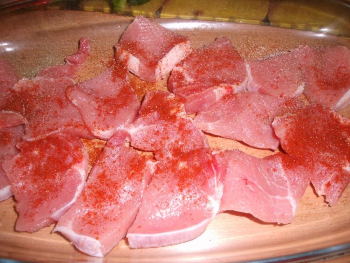 Steak mit Paprika in Tomatensauce überbacken - Rezept - Bild Nr. 4