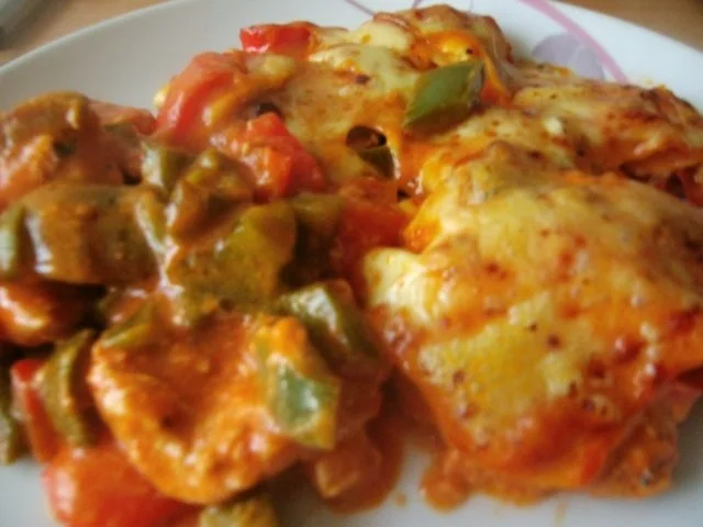 Steak mit Paprika in Tomatensauce überbacken - Rezept - Bild Nr. 8