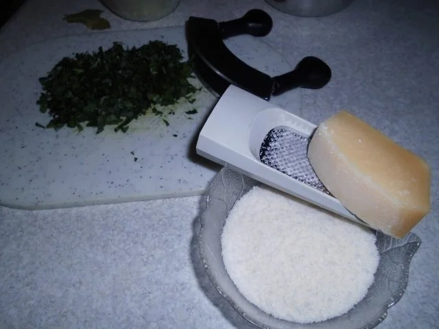 Rezept: Schollenfilets-Auflauf mit Champignon-Soße Bild Nr. 9 Schollenfilets-Auflauf mit Champignon-Soße - Rezept - Bild Nr. 9