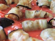 Fleischbällchen im Auberginenmantel - Rezept