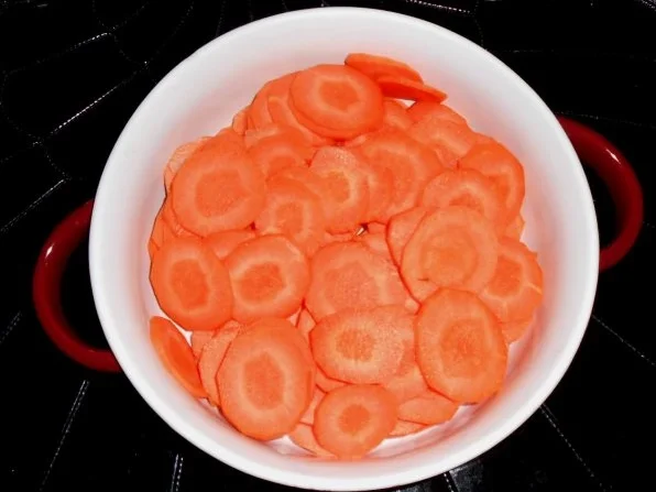 Kabeljaurückenfilet aus dem Ofen mit überbackenem Karotten-Kartoffelgemüse - Rezept - Bild Nr. 6