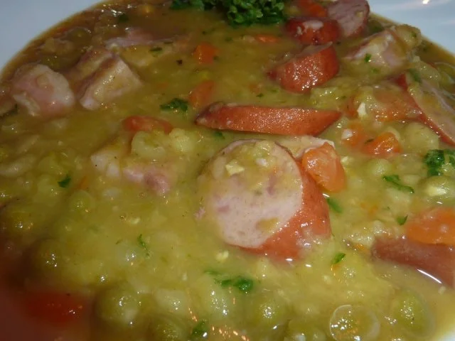 Rezept: Suppen: Erbsensuppe Bild Nr. 15 Suppen: Erbsensuppe - Rezept - Bild Nr. 15