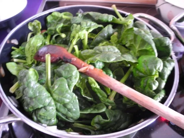 Rezept: Vegan : Chamignons-Spinat-Pfanne mit Karotten-Kartoffel-Beilage Bild Nr. 8 Vegan : Chamignons-Spinat-Pfanne mit Karotten-Kartoffel-Beilage - Rezept - Bild Nr. 8