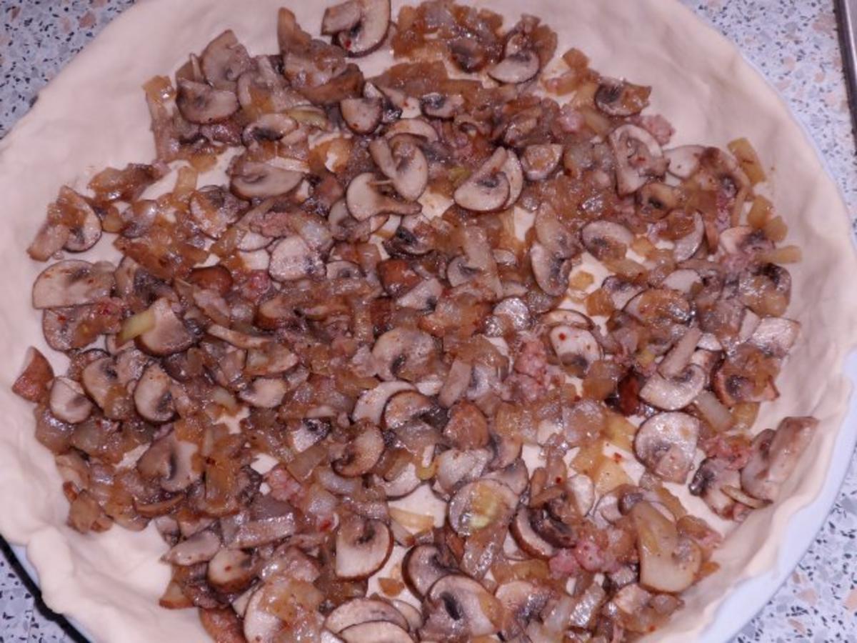 Blätterteig: Bunte Lachs Champignon Tarte - einfach - 74 kcal/100g