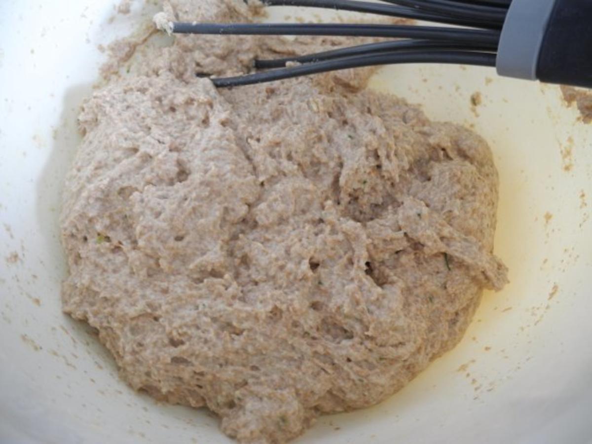 Brot & Brötchen : Schnelles Dinkel - Kürbis - Brot mit Gemüsebrühe* gebacken - Rezept - Bild Nr. 8