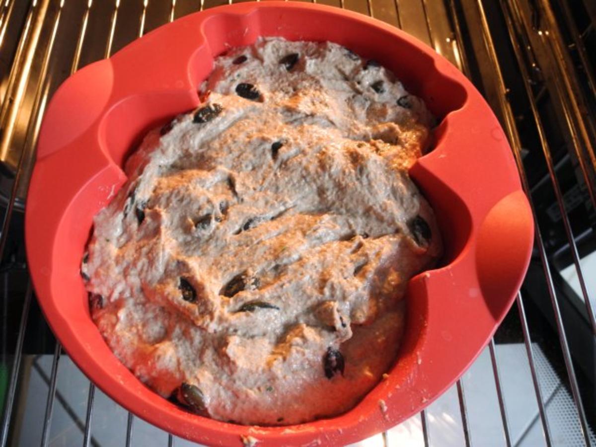 Brot & Brötchen : Schnelles Dinkel - Kürbis - Brot mit Gemüsebrühe* gebacken - Rezept - Bild Nr. 14