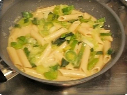 Lauch - Penne in Weißweinsauce und ♔Königsberger Klopse  dazu - Rezept - Bild Nr. 15