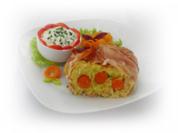 Rezept: Herzhafter Reibe-Kartoffelkuchen im Speckmantel Herzhafter Reibe-Kartoffelkuchen im Speckmantel - Rezept