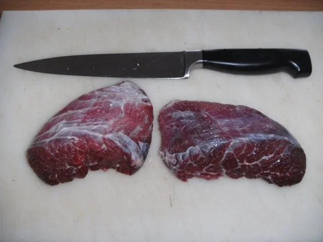 Rezept: Fleisch: Rinderbäckchen mit Sauerkirschen Bild Nr. 2 Fleisch: Rinderbäckchen mit Sauerkirschen - Rezept - Bild Nr. 2