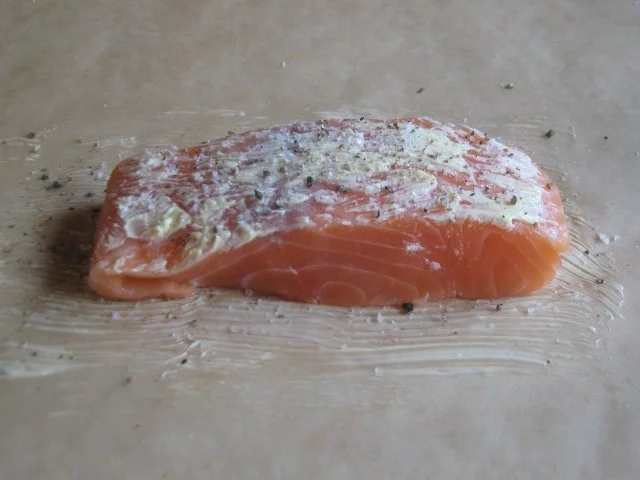 Rezept: gedämpfter Lachs mit Kräuterbuttersauce auf langsam karamellisiertem Zitronen-Chicoree Bild Nr. 5 gedämpfter Lachs mit Kräuterbuttersauce auf langsam karamellisiertem Zitronen-Chicoree - Rezept - Bild Nr. 5