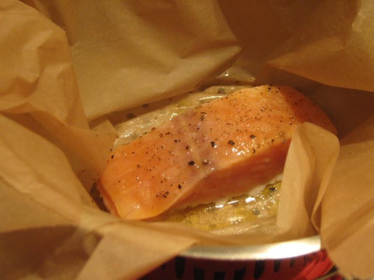 gedämpfter Lachs mit Kräuterbuttersauce auf langsam karamellisiertem Zitronen-Chicoree - Rezept - Bild Nr. 6