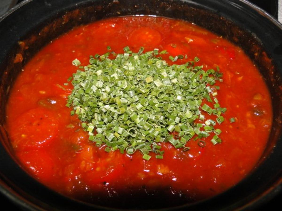 Sehr pikante Tomatensauce mit Tagliatelle - Rezept - Bild Nr. 3