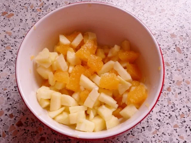 Rezept: Süßspeisen/Desserts: Orangen-Apfel-Gratin mit Kokos Bild Nr. 2 Süßspeisen/Desserts: Orangen-Apfel-Gratin mit Kokos - Rezept - Bild Nr. 2