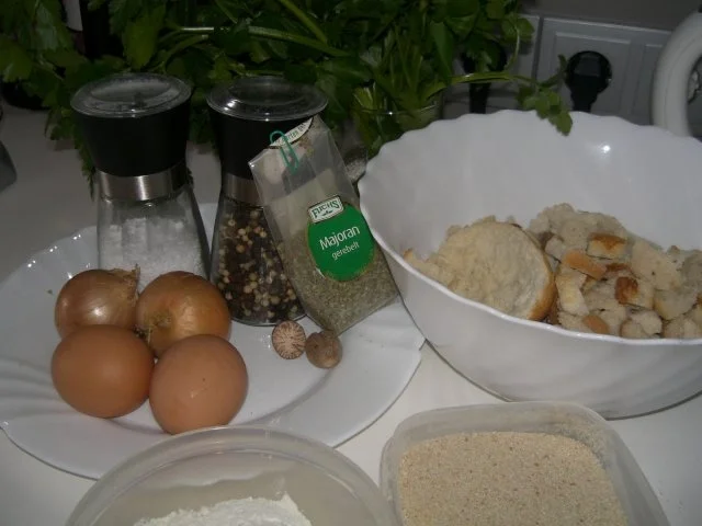 Rezept: Pfälzer Leberknödel Bild Nr. 9 Pfälzer Leberknödel - Rezept - Bild Nr. 9