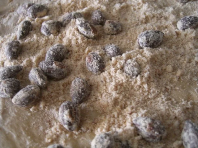 Rezept: Geröstete Salzmandeln Bild Nr. 2 Geröstete Salzmandeln - Rezept - Bild Nr. 2