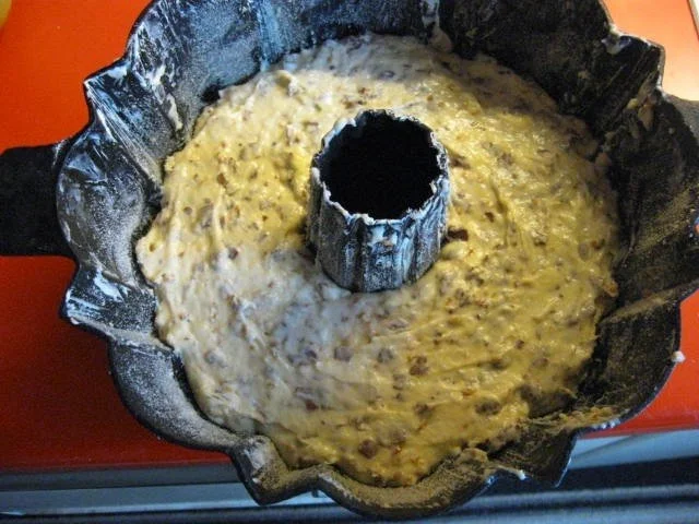 Rezept: Gugelhupf mit Krokant Bild Nr. 10 Gugelhupf mit Krokant - Rezept - Bild Nr. 10