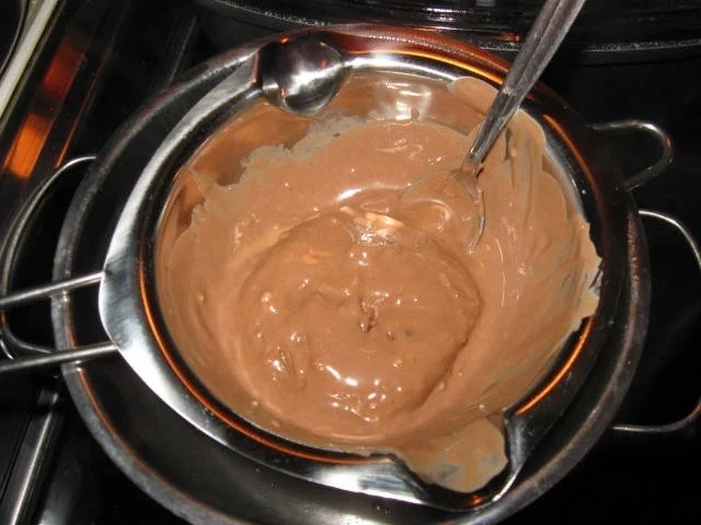 Rezept: Gugelhupf mit Krokant Bild Nr. 13 Gugelhupf mit Krokant - Rezept - Bild Nr. 13