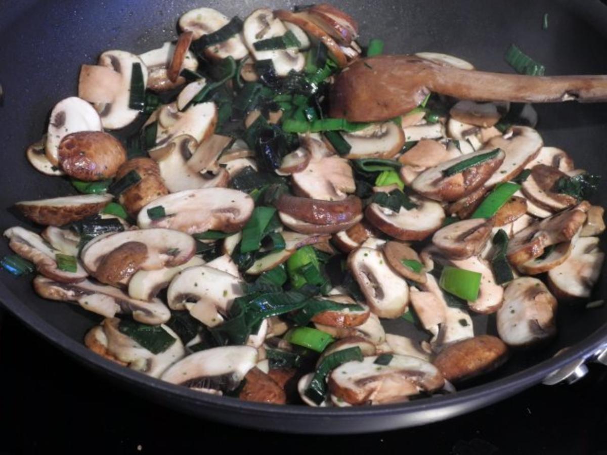 Vegan : Frischen Spinat an braunen Champignongs dazu Reis - Rezept - Bild Nr. 7