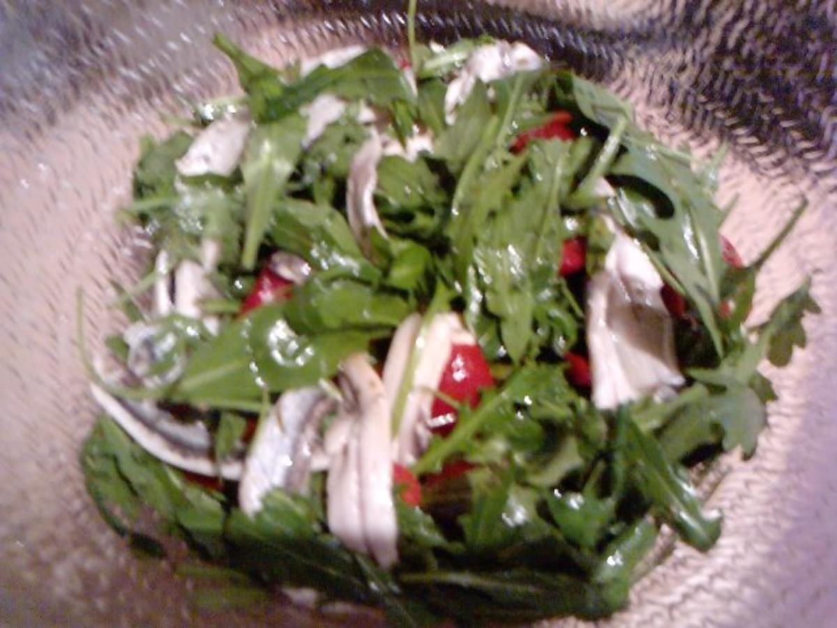 NIGHTCOOKERS SPECIAL- SALÄTLE --  RUCOLA-SALAT MIT 3 KOSTBARKEITEN - Rezept