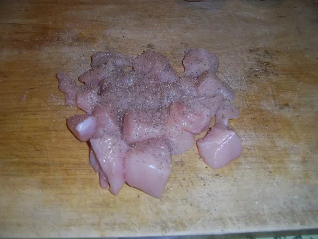 Hühnchen mit Zuckerschoten an Erdnussbandnudeln - Rezept - Bild Nr. 3