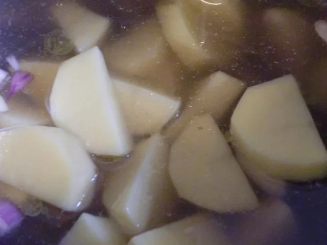 Eintopf mit Hähnchenmägen - Rezept - Bild Nr. 3