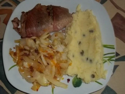 kabeljau, mit parmaschinken und trauben,(mandarinen od. orangen)-fenchel gemüse - Rezept