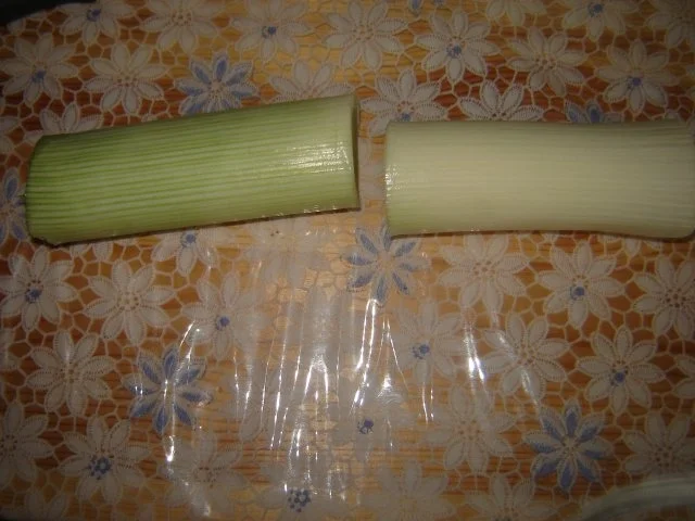 Rezept: Gefüllter Lauch mit Knoblauchjoghurt Bild Nr. 4 Gefüllter Lauch mit Knoblauchjoghurt - Rezept - Bild Nr. 4