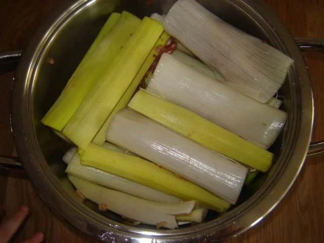 Rezept: Gefüllter Lauch mit Knoblauchjoghurt Bild Nr. 8 Gefüllter Lauch mit Knoblauchjoghurt - Rezept - Bild Nr. 8