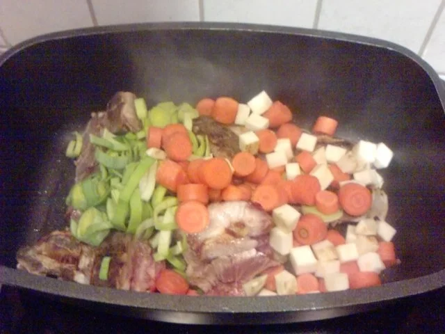 FAST ORIGINAL BAJUWARISCHER SCHWEINSBRATN GENIGHTCOOKERT - Rezept - Bild Nr. 6