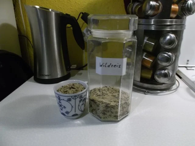 Rezept: Vegetarisch: Pikante Reis-Gemüsepfanne Bild Nr. 2 Vegetarisch: Pikante Reis-Gemüsepfanne - Rezept - Bild Nr. 2