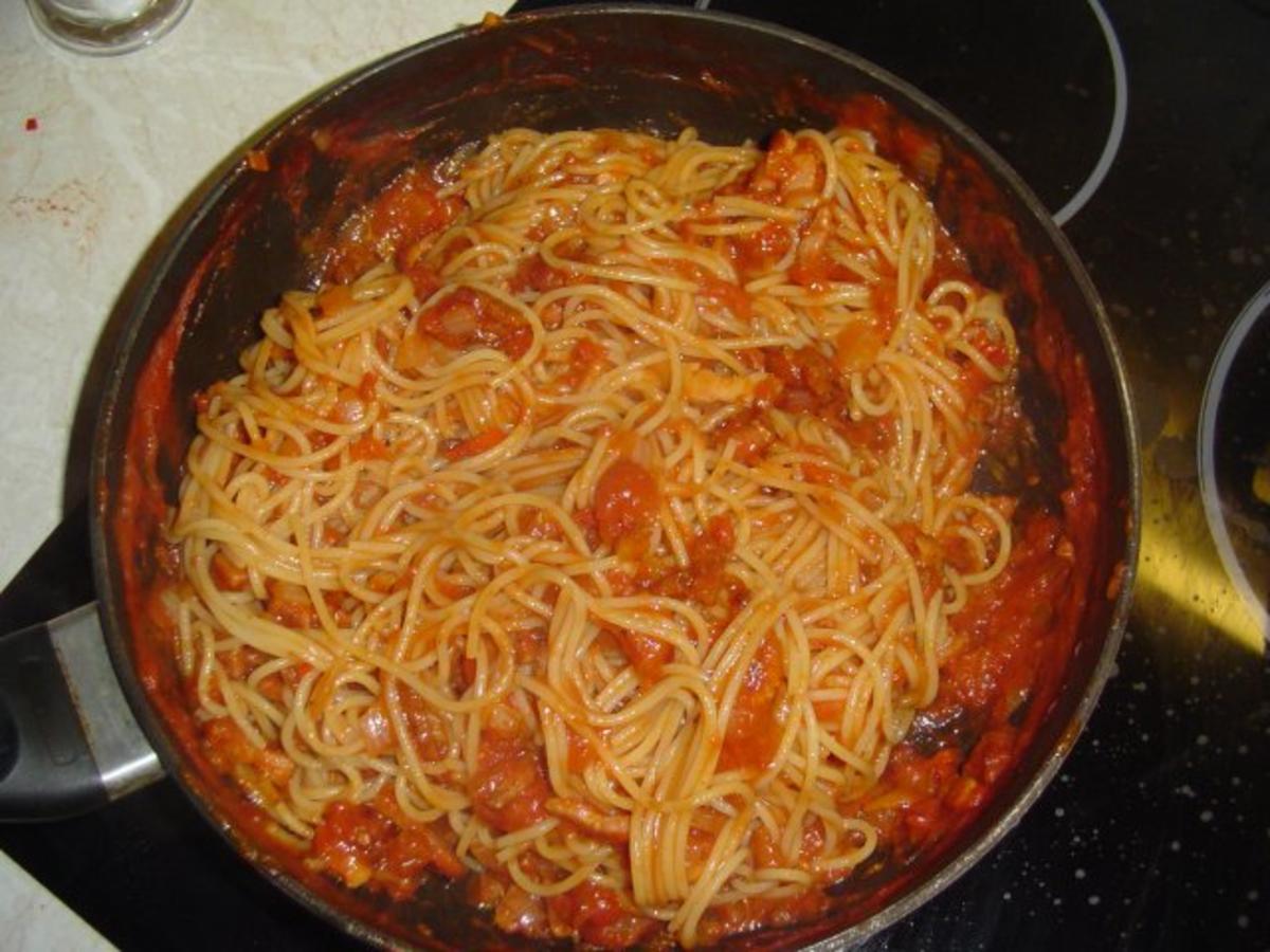 Spaghetti All' Amatriciana - Rezept - Bild Nr. 7