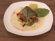 "Von der Sonne geküsst" - Filet vom Saibling auf mediterranem Gemüse (Geschwister Hofmann) - Rezept
