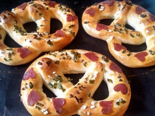 Pretzel & Pretzel Dogs / Laugenbretzelteig - Rezept - Bild Nr. 6